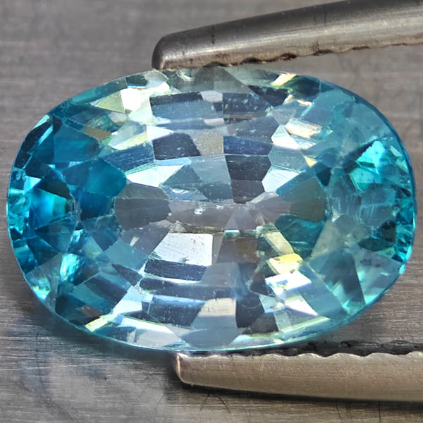 Natural Blue Zircon Gemstones 2.94 Ct. Oval Shape 9.7 x 6.8 Mm. (1 of 3)