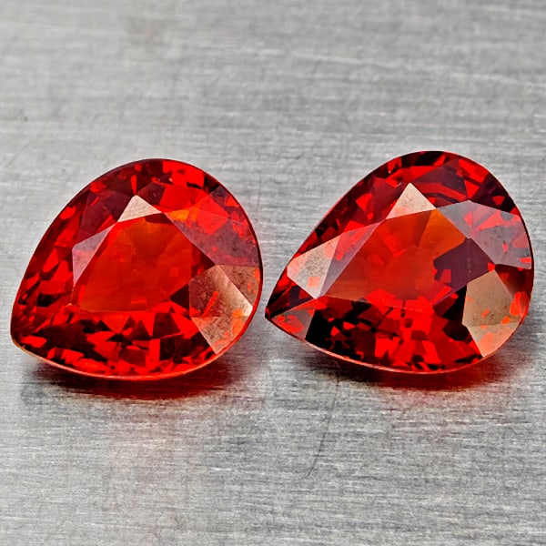Natural Orange Red Spessartine Garnet Gemstones 1.91 Ct. 2 Pcs. Pear Shape 6.7 x 5.4 Mm.: Product ID: 802937180 Product Name: Natural Garnet Weight: 1.91 CT. Size: 6.7 x 5.4 x 3 MM. Shape: Pear Color: Orange Red Clarity:VVS Luster: Good Gems Origin: Namibia Treatment: Unheated Crystal Stru