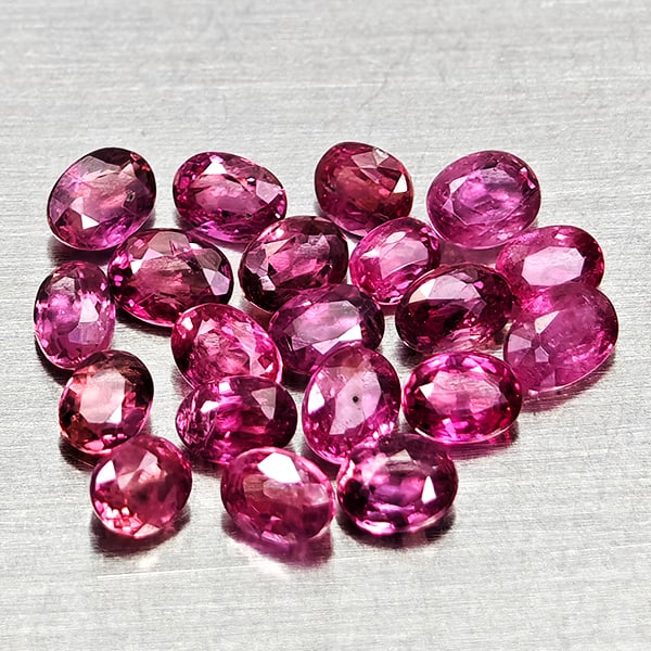 Natural Pinkish Red Ruby Gemstones 1.69 Ct. 20 Pcs. Oval Shape (1 of 3)