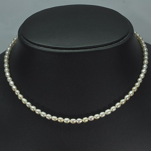 Natural Cream Pink Pearl Gemstones 46.52 Ct. Fancy Cabochon Beads Strand 14 Inch.: Product ID: 805206350 Product Name: Natural Pearl Weight: 46.52 CT. Size: Length 14 Inch. 5.6 x 4 MM. Shape: Fancy Cabochon Color: Cream Pink Clarity:Opaque Luster: Strong Iridescent Gems Origin: Chin