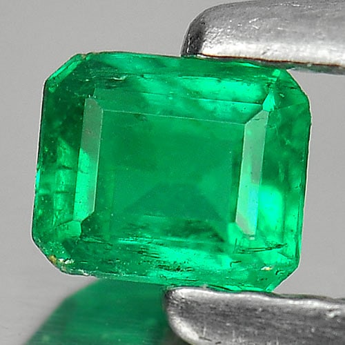 Natural Green Emerald Gemstones 0.20 Ct. Octagon Shape 4 x 3.3 Mm. (1 of 3)
