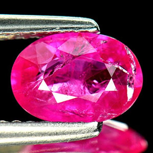 Natural Purplish Pink Ruby Gemstones 1.19 Ct. Oval Shape 7.9 x 5.5 Mm. (1 of 3)