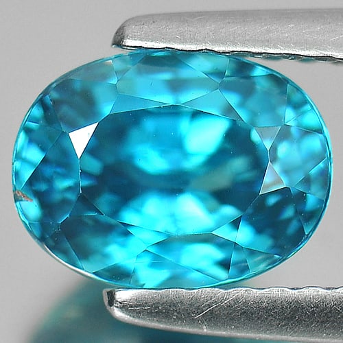 Natural Blue Zircon Gemstones 2.71 Ct. Oval Shape 7.9 x 6 Mm. (1 of 3)