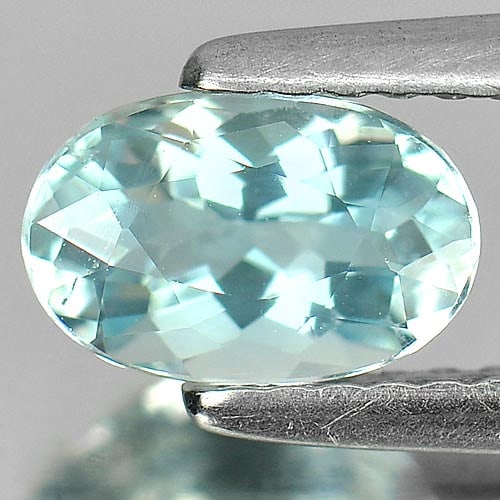 Natural Baby Blue Aquamarine Gemstones 0.82 Ct. Oval Shape 7.5 x 5 Mm.: Product ID: 800811219 Product Name: Natural Aquamarine Weight: 0.82 CT. Size: 7.5 x 5 x 4 MM. Shape: Oval Color: Baby Blue Clarity:SI1 Luster: Good Gems Origin: Brazil Treatment: Unheated Crystal Stru