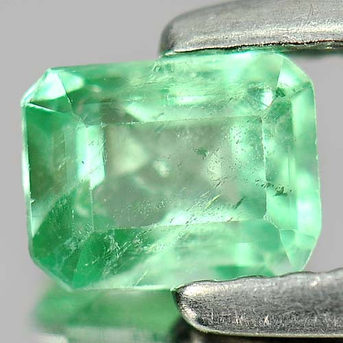 Natural Green Emerald Gemstones 0.40 Ct. Octagon Shape 5.1 x 4 Mm.: Product ID: 802401174 Product Name: Natural Emerald Weight: 0.40 CT. Size: 5.1 x 4 x 3 MM. Shape: Octagon Color: Green Clarity:SI Luster: Good Gems Origin: Columbia Treatment: Unheated Crystal Structu