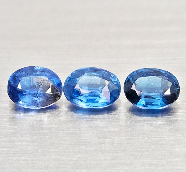 Natural Blue Kyanite Gemstones 1.28 Ct. 3 Pcs. Oval Shape 5 x 4 Mm. (1 of 3)