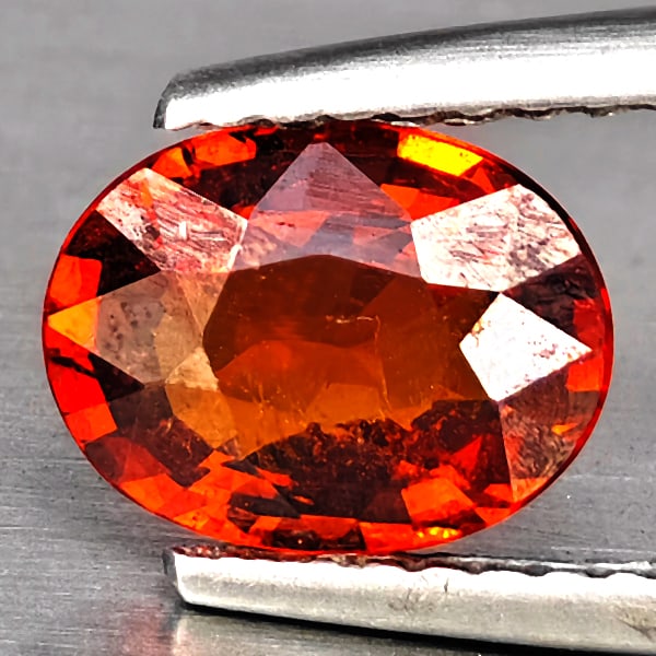 Natural Orangish Red Spessartine Garnet Gemstones 1.55 Ct. Oval Shape 8 x 6.3 Mm. (1 of 3)