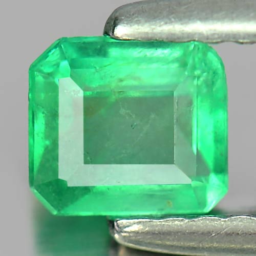 Natural Green Emerald Gemstones 0.42 Ct. Octagon Shape 5.1 x 4.6 Mm. (1 of 3)