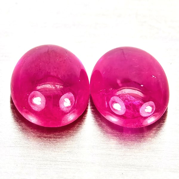 Natural Pink Red Jonson Ruby 1.08 Ct. 2 Pcs. Oval Shape Cabochon 5.1 x 4.2 Mm.: Product ID: 805935683 Product Name: Natural Ruby Weight: 1.08 CT. Size: 6.1 x 6.1 x 3.8 MM. Shape: Oval Cabochon Color: Pink Red Clarity:Semi - Transparent Luster: Good Gems Origin: Mozambique Treatme