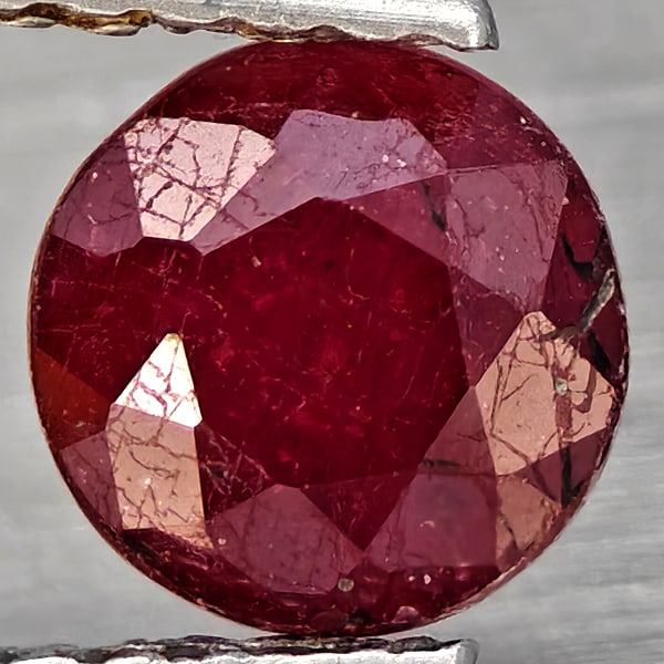 Natural Pinkish Red Ruby Gemstones 1.12 Ct. Round Shape 5.7 Mm. (1 of 3)