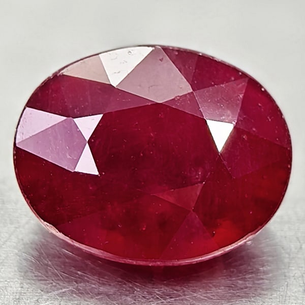 Natural Red Ruby Gemstones 4.81 Ct. Oval Shape 9.9 x 7.9 Mm. (1 of 3)