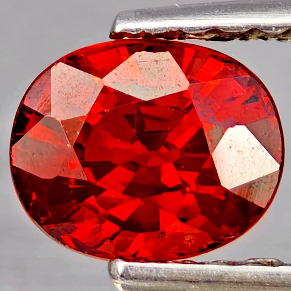 Natural Orangish Red Spessartine Garnet Gemstones 1.18 Ct. Oval Shape 6.1 x 5 Mm.: Product ID: 802937218 Product Name: Natural Garnet Weight: 1.18 CT. Size: 6.1 x 5 x 4.4 MM. Shape: Oval Shape Color: Orangish Red Clarity:VSI Luster: Good Gems Origin: Namibia Treatment: Unheated Crys