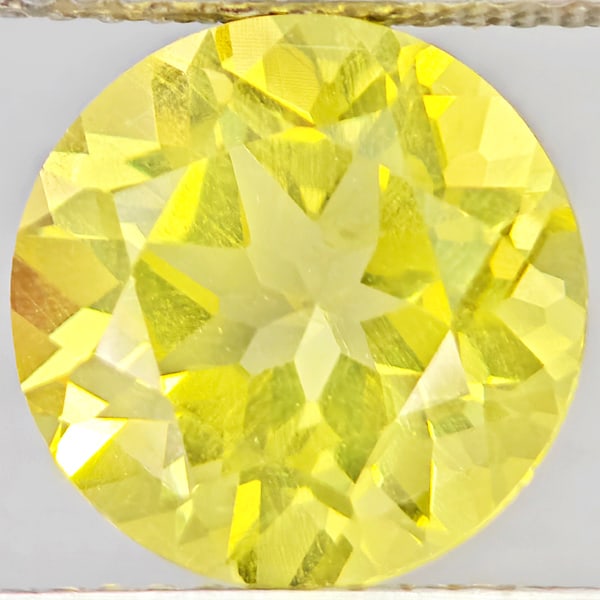 Natural Yellow Lemon Quartz Gemstones 3.77 Ct. Round Shape 10.2 Mm. (1 of 3)