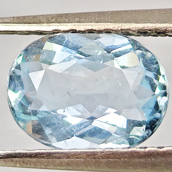 Natural Baby Blue Aquamarine Gemstones 1.08 Ct. Oval Shape 8 x 6.1 Mm.: Product ID: 800812409 Product Name: Natural Gemstones Weight: 1.08 CT. Size: 8 x 6.1 x 3.7 MM. Shape: Oval Shape Color: Baby Blue Clarity:SI1 Luster: Good Gems Origin: Brazil Treatment: Unheated Cryst