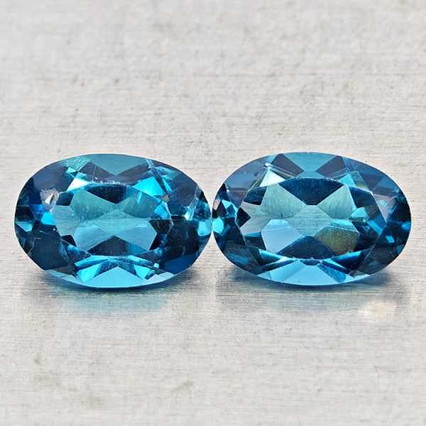 Natural London Blue Topaz Gemstones 1.09 Ct. 2 Pcs. Oval Shape 6 x 4 Mm. (1 of 3)