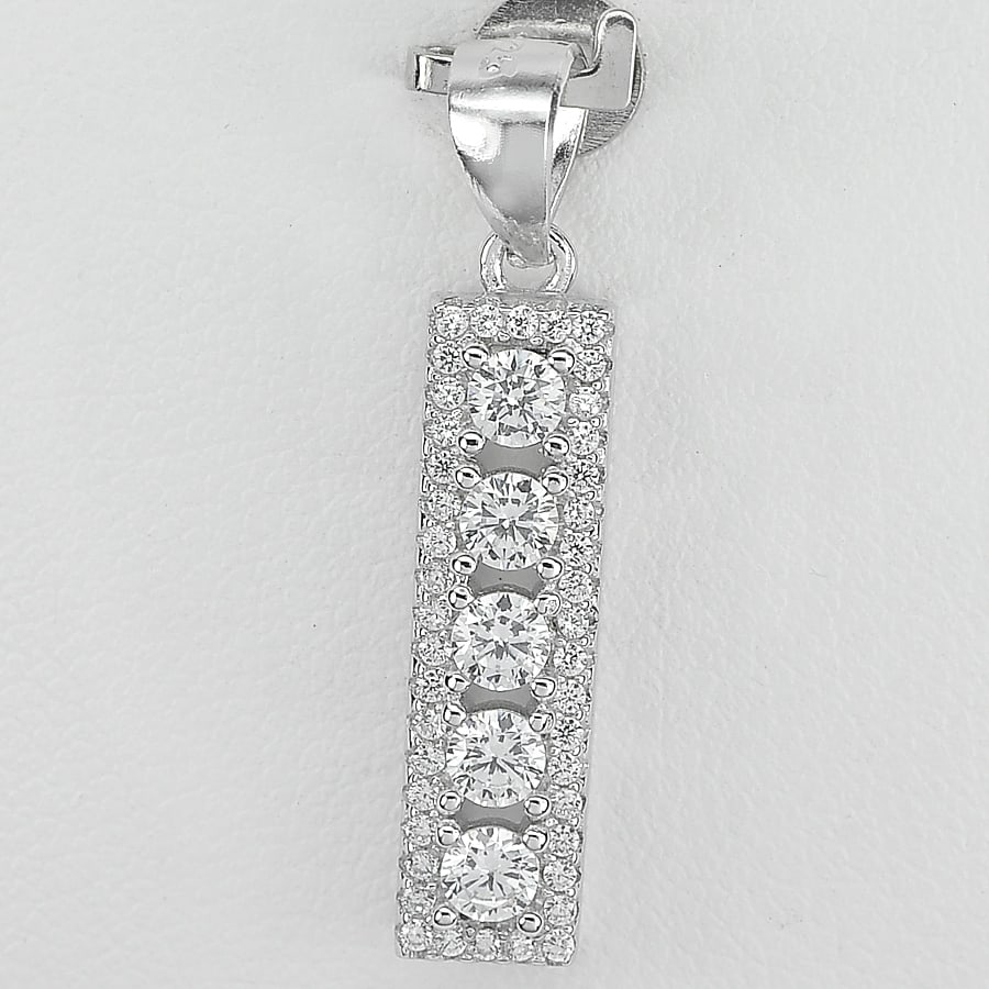 2.24 G. Ravishing Real 925 Sterling Silver Jewelry Pendant with Round White CZ (1 of 3)