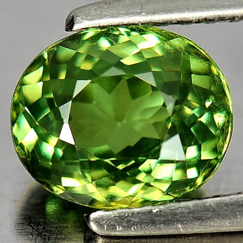Natural Demantoid Garnet Gemstones 2.08 Ct. Oval Shape 7.9 x 6.6 Mm. (1 of 3)