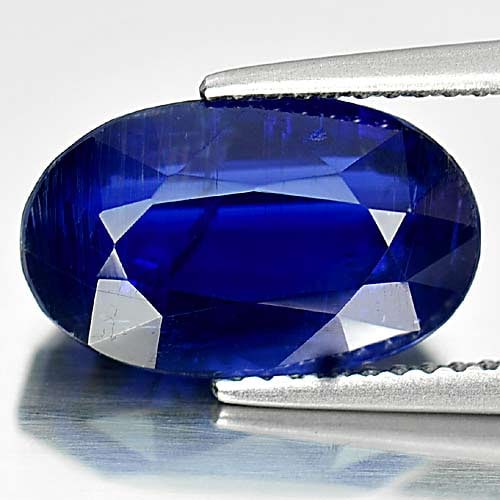 Natural Blue Kyanite Gemstones 6.00 Ct Oval Shape 13.3 x 8 Mm.: Product ID: 804204183 Product Name: Natural Kyanite Weight: 6.00 CT. Size: 13.3 x 8 x 6.2 MM. Shape: Oval Color: Blue Clarity:VSI Luster: Good Gems Origin: Sri - Lanka Treatment: Unheated Crystal Stru