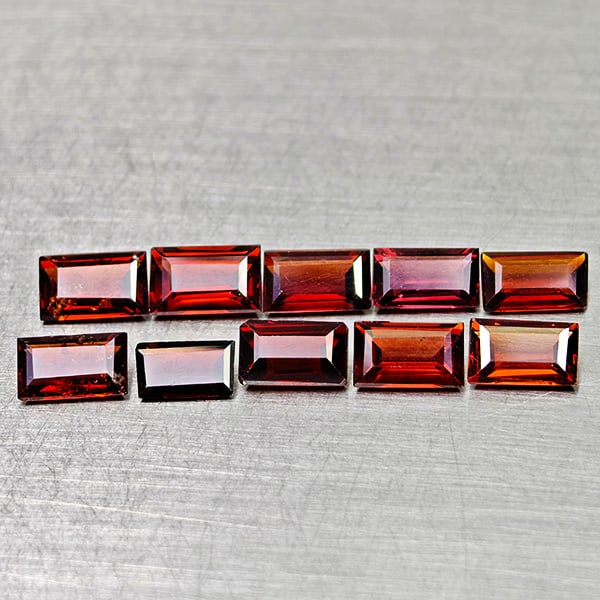 Natural Orangish Red Garnet 3.43 Ct. 10 Pcs. Baguette Shape 5.2 x 3.2 Mm.: Product ID: 802936464 Product Name: Natural Tsavorite Weight: 3.43 CT. Size: 5.2 x 3.2 x 2.4 MM. Shape: Baguette Color: Orangish Red Clarity:VSI Luster: Very Good Gems Origin: Tanzania Treatment: Unhe