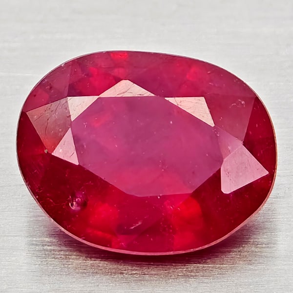 Natural Purplish Red Ruby Gemstones 2.07 Ct. Oval Shape 9 x 7.1 Mm. (1 of 3)
