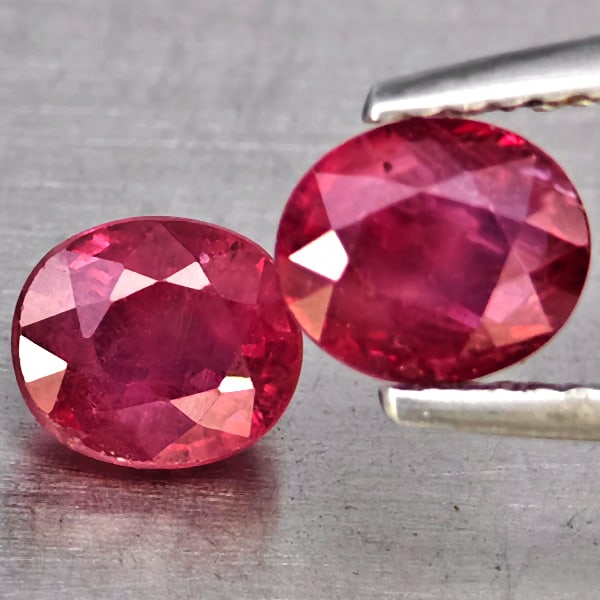Natural Pinkish Red Ruby Gemstones 2.15 Ct. 2 Pcs. Oval Shape 6 x 5.4 Mm. (1 of 3)