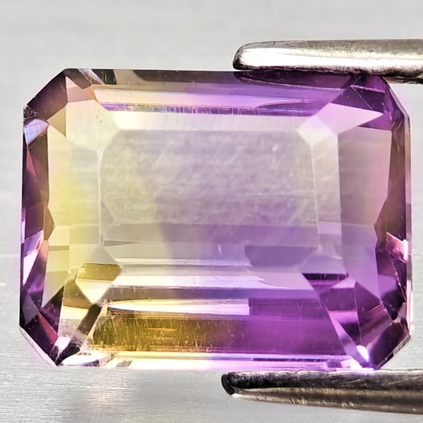 Natural Bi Color Ametrine Gemstones 2.99 Ct. Octagon Shape 9.9 x 7.7 Mm.: Product ID: 800408304 Product Name: Natural Ametrine Weight: 2.99 CT. Size: 9.9 x 7.7 x 5.2 MM. Shape: Octagon Color: Bi Color Clarity:VSI Luster: Good Gems Origin: Bolivia Treatment: Unheated Crystal