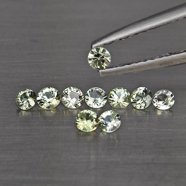 Natural Green Songea Sapphire Gemstones 0.66 Ct. 10 Pcs. Round Diamond Cut 2.5 Mm. (1 of 3)