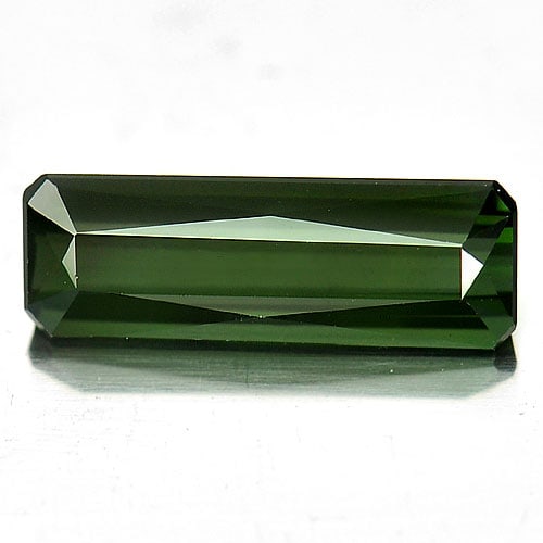 Natural Green Tourmaline Gemstones 1.77 Ct. Octagon Shape 12.5 x 4.3 Mm.: Product ID: 807245497 Product Name: Natural Tourmaline Weight: 1.77 CT. Size: 12.5 x 4.3 x 3.4 MM. Shape: Octagon Color: Green Clarity:VVS Luster: Good Gems Origin: Nigeria Treatment: Unheated Crystal