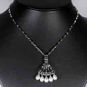 Natural White Pearl Gemstones 925 Sterling Silver Fine Jewelry Nickel Necklace: Product ID: 805202516 Product Type: 925 Sterling Silver Fine Jewelry Jewelry Weight: 0.00 Grams. Gemstones Color: White Metal: Solid Silver 92.5%. Gemstone Detail: Center: Oval White Pearl Size 9.6 x 
