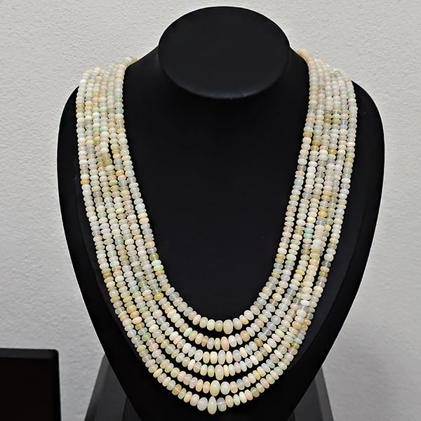 Natural Multi Color Opal Gemstones 463.15 Ct. Wtih Matal Necklace Jewelry Length 16 Inch. (1 of 3)
