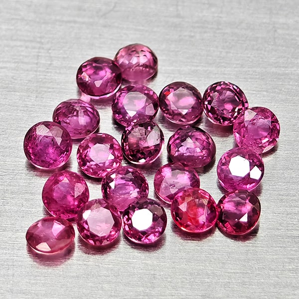 Natural Pinkish Red Ruby Gemstones 1.26 Ct. 20 Pcs Round Shape 2.3 Mm. (1 of 3)