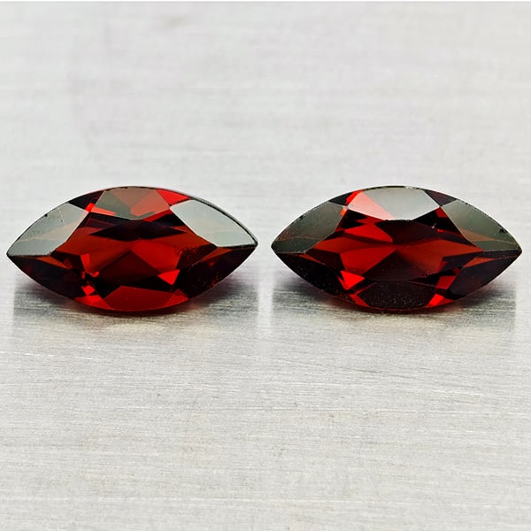 Natural Orangish Red Garnet Gemstones 2.70 Ct. 2 Pcs. Marquise Shape 5 x 10 Mm. (1 of 3)
