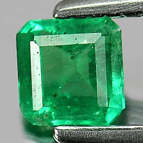 Natural Green Emerald Gemstones 0.22 Ct. Octagon Shape 3.8 x 3.7 Mm.: Product ID: 802403321 Product Name: Natural Emerald Weight: 0.22 CT. Size: 3.8 x 3.7 x 2.2 MM. Shape: Octagon Color: Green Clarity:SI Luster: Good Gems Origin: Columbia Treatment: Unheated Crystal Str