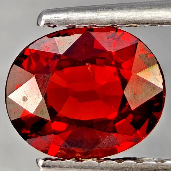 Natural Orangish Red Spessartine Garnet Gemstones 1.21 Ct. Oval Shape 6.8 x 5.8 Mm.: Product ID: 802937370 Product Name: Natural Garnet Weight: 1.21 CT. Size: 6.8 x 5.8 x 3.5 MM. Shape: Oval Shape Color: Orangish Red Clarity:VSI Luster: Very Good Gems Origin: Namibia Treatment: Unheat
