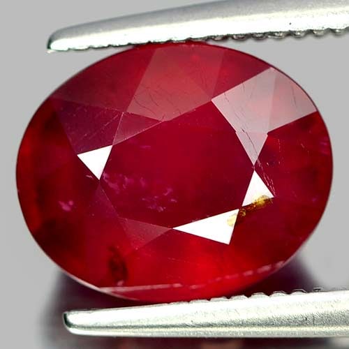 Natural Purplish Red Ruby Gemstones 4.04 Ct. Oval Shape 9.6 x 7.9 Mm.: Product ID: 805927306 Product Name: Natural Ruby Weight: 4.04 CT. Size: 9.6 x 7.9 x 5.7 MM. Shape: Oval Color: Red Clarity:SI1 Luster: Good Gems Origin: Madagascar Treatment: Heated Lead-glass filling