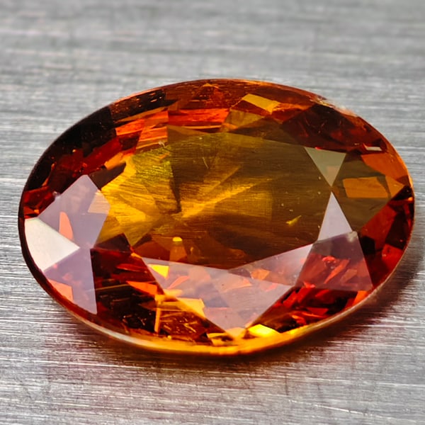 Natural Orange Spessartine Garnet Gemstones 0.77 Ct. Oval Shape 6.9 X 4.9 Mm. (1 of 3)