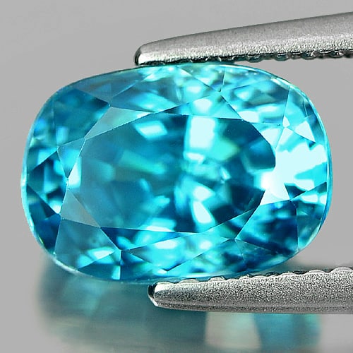 Natural Blue Zircon Gemstones 4.16 Ct. Cushion Shape 9.6 x 6.7 x 6 Mm.: Product ID: 807723446 Product Name: Natural Zircon Weight: 4.16 CT. Size: 9.6 x 6.7 x 6 MM. Shape: Cushion Color: Blue Clarity:VSI Luster: Very Good Gems Origin: Cambodia Treatment: Heated Crystal Str
