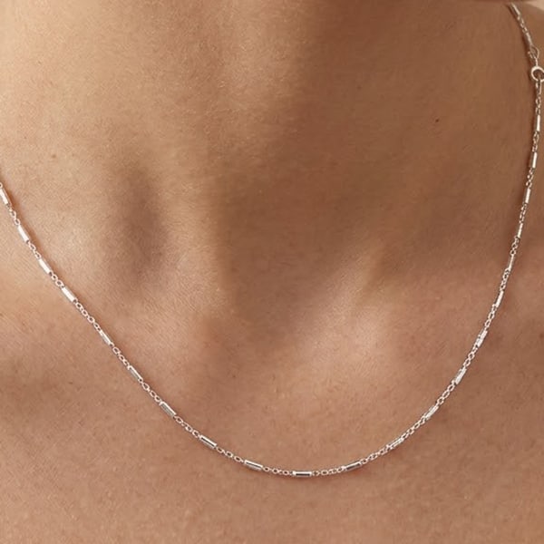 925 Sterling Silver Cable and Bar Chains Necklace Jewelry Length 18 Inch.: Product ID: 280540006 Product Type: 925 Sterling Silver Fine Jewelry Jewelry Weight: 3.04 Grams. Gemstones Color: White Metal: Solid Silver 92.5%. Gemstone Detail: Average Range 3.04 - 3.33 Gram Per 1
