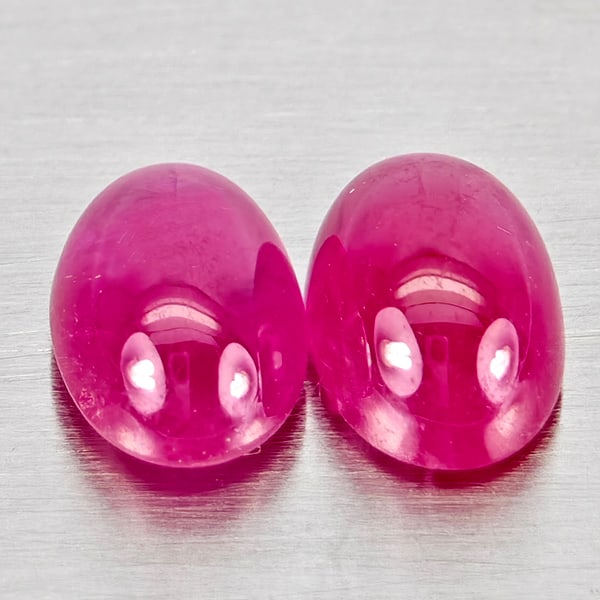 Natural Pink Red Jonson Ruby Gemstones 1.56 Ct. 2 Pcs.Oval Cabochon Shape 6.1 x 4.2 Mm.: Product ID: 805935797 Product Name: Natural Ruby Weight: 1.56 CT. Size: 6.1 x 4.2 x 3.1 MM. Shape: Oval Cabochon Color: Pink Red Clarity:Semi - Transparent Luster: Good Gems Origin: Mozambique Treatme