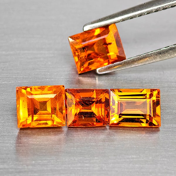 Natural Orange Spessartine Garnet Gemstones 2.13 Ct. 4 Pcs. Baguette Shape: Product ID: 802923577 Product Name: Natural Spessartine Weight: 2.13 CT. Size: 5 x 3.8 x 3.3 MM. Shape: Baguette Color: Orange Clarity:SI Luster: Good Gems Origin: Nigeria Treatment: Unheated Crystal 