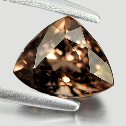 Natural Gem Bi Color Tourmaline Gemstones 0.89 Ct. Trilliant Shape 5.2 x 4.8 Mm.: Product ID: 807246090 Product Name: Natural Tourmaline Weight: 0.89 CT. Size: 5.2 x 4.8 x 4.6 MM. Shape: Trilliant Color: Bi Color Clarity:SI1 Luster: Good Gems Origin: Nigeria Treatment: Unheated Cry