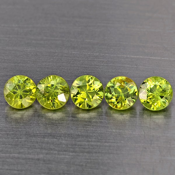 Natural Green Demantiod Garnet Gemstones 1.01 Ct. 5 Pcs. Round Diamond Cut 3.3 Mm.: Product ID: 802937631 Product Name: Natural Demantoid Weight: 1.01 CT. Size: 3.3 x 3.3 x 2.5 MM. Shape: Round Diamond Cut Color: Green Clarity:SI1 Luster: Good Gems Origin: Madagascar Treatment: Unhea