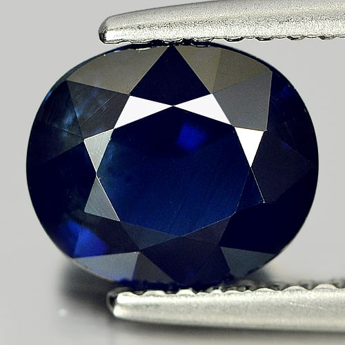 Natural Blue Sapphire Gemstones 2.07 Ct. Oval Shape 8.06 x 6.96 Mm. (1 of 4)