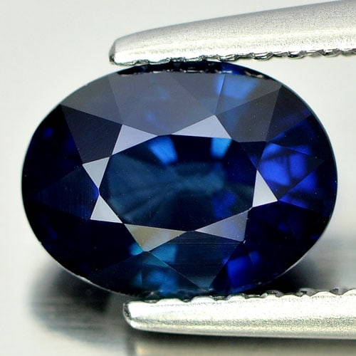 Natural Blue Sapphire Gemstones 1.85 Ct. Oval Shape 7.92 x 5.94 Mm. (1 of 4)