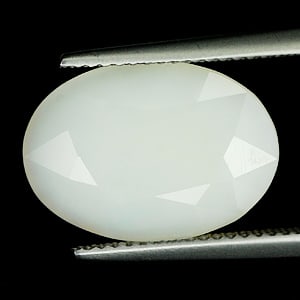 Natural Multi Color Opal Gemstones 5.72 Ct. Oval Shape 15.9 x 11.3 Mm. (1 of 3)