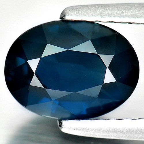 Natural Blue Sapphire Gemstones 1.81 Ct. Oval Shape 8.27 x 6.11 Mm. (1 of 4)