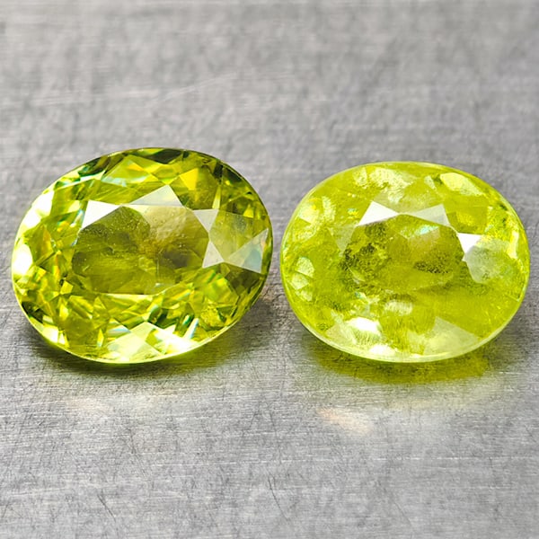 Natural Yellow Green Sphene Gemstones Red Spark 1.11 Ct. 2 Pcs. Oval Shape 5.7 x 4.7 Mm.: Product ID: 806509013 Product Name: Natural Sphene Weight: 1.11 CT. Size: 5.7 x 4.7 x 2.7 MM. Shape: Oval Color: Intense Yellow Green With Red Spark Clarity:SI Luster: Good Gems Origin: Madagascar Tre