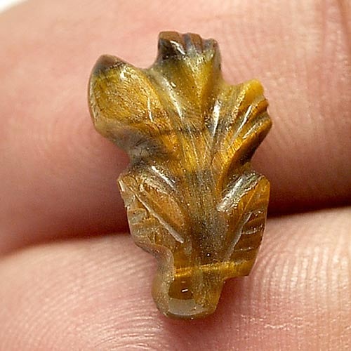 Natural Golden Tiger Eye Gemstones 4.41 Ct. Leaves Carving Shape 16 x 9.5 Mm. (1 of 3)