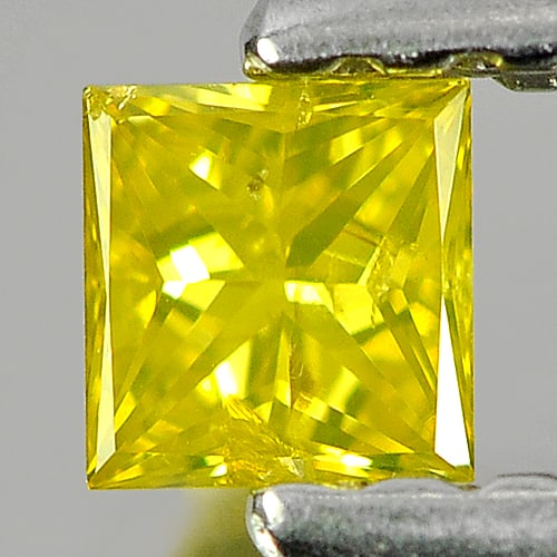 Natural Yellow Loose Diamond 0.13 Ct. Square Princess Cut 2.8 x 2.8 Mm.: Product ID: 802103924 Product Name: Natural Enhanced Diamond Weight: 0.13 CT. Size: 2.8 x 2.8 x 1.9 MM. Shape: Square Color: Yellow Clarity:SI1 Luster: Scintillating Gems Origin: Belgium Treatment: Tr