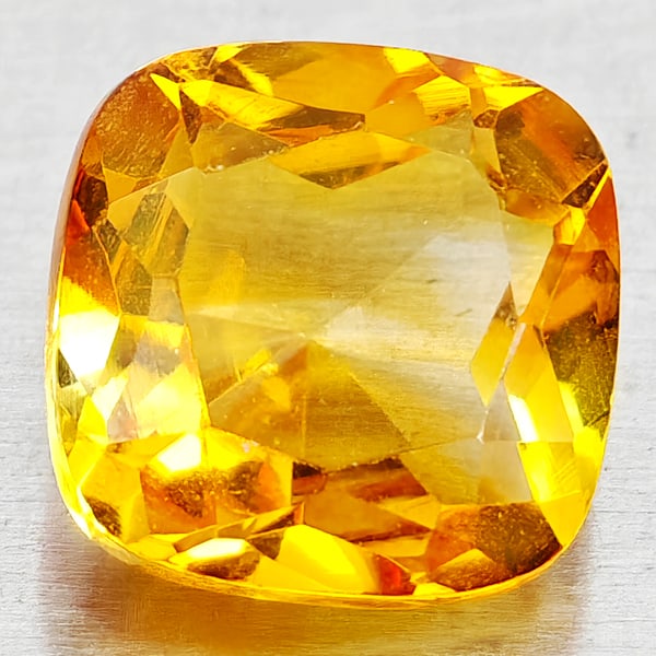 Natural Yellow Citrine Gemstones 0.92 Ct. Cushion Checkerboard Cut 6.2 Mm.: Product ID: 801815181 Product Name: Natural Citrine Weight: 0.92 CT. Size: 6.2 x 6.2 x 3.7 MM. Shape: Cushion Checkerboard Cut Color: Yellow Clarity:VVS - VSI Luster: Good Gems Origin: Brazil Treatmen